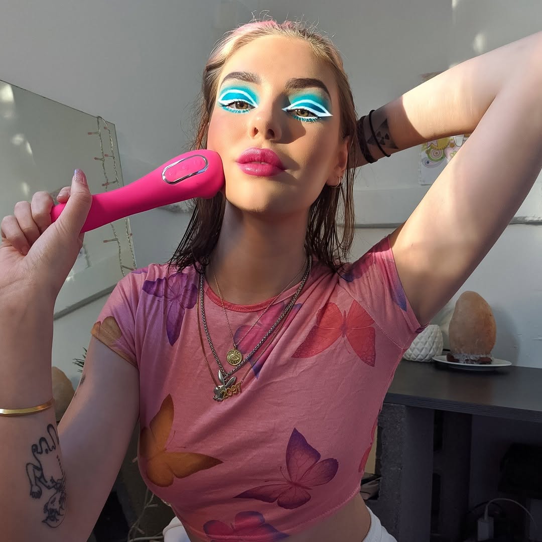 VAYRA Pro Age Massager